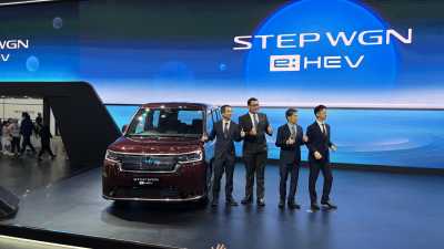 Honda Step WGN e:HEV meluncur di GIIAS 2025, Harga Rp600 Jutaan!